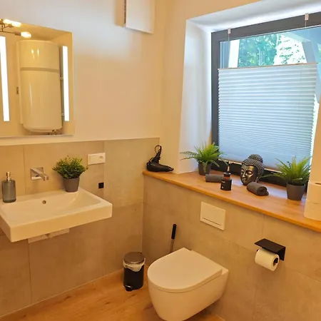 Wohlfuehloase Fuer 6 Personen Mit Terrasse, Garten Und Direkt Am Fluss Apartment