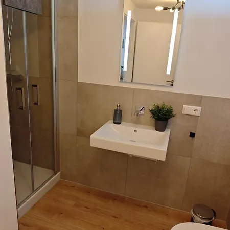 Wohlfuehloase Fuer 6 Personen Mit Terrasse, Garten Und Direkt Am Fluss