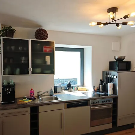 Wohlfuehloase Fuer 6 Personen Mit Terrasse, Garten Und Direkt Am Fluss Apartment *